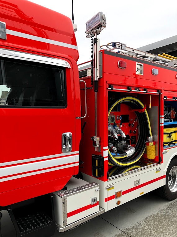 半自動型伸縮ポールFLASHBOY POLE AUTO - 消防車 消防関連 投光機